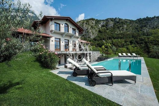 Villa à Tremezzina, Côme