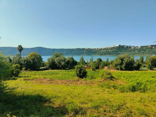 Villa Castel Gandolfo, Roma
