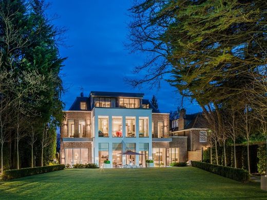 England Luxury Homes And Prestigious Properties For Sale In England Luxuryestate Com