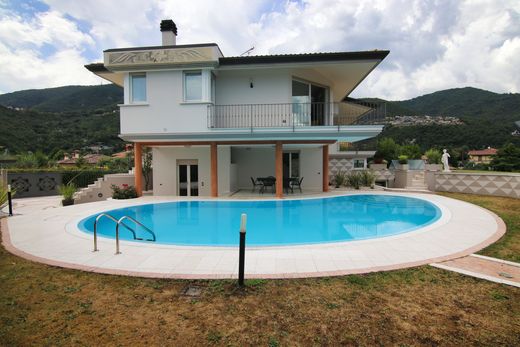 Villa à Roè Volciano, Provincia di Brescia