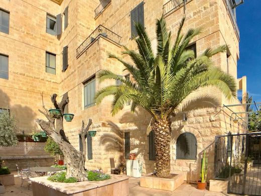 Stadthaus in Jerusalem, Jerusalem District