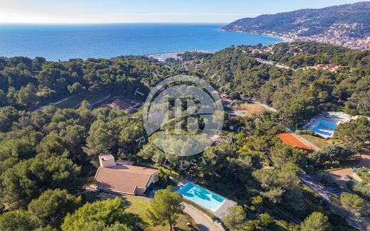 Villa Marina di Andora, Savona ilçesinde