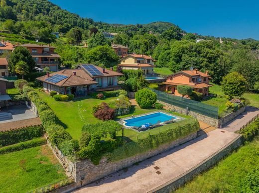 Βίλα σε Pisano, Provincia di Novara