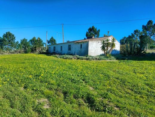 Detached House in Melides, Grândola