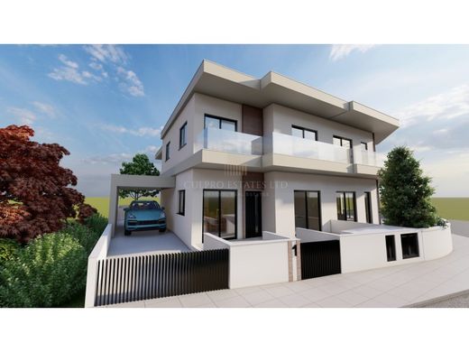 Villa Plurifamiliare a Ýpsonas, Limassol District