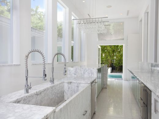 Luxury home in Miami Beach, Miami-Dade