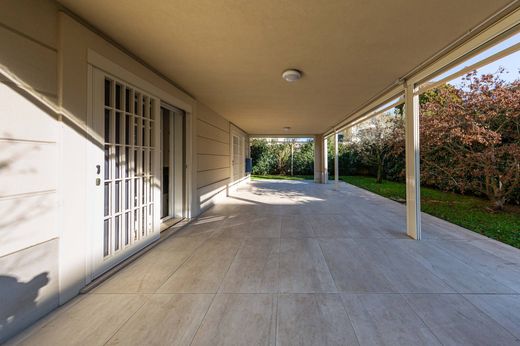 Квартира, Cernusco sul Naviglio, Милан