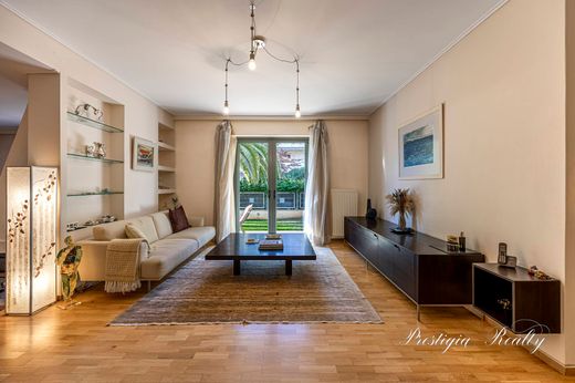 Μονοκατοικία σε Áno Glyfáda, Nomarchía Athínas