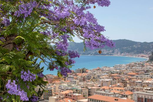 빌라 / Alassio, Provincia di Savona