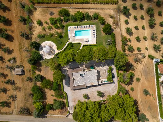 Villa in Oria, Provincia di Brindisi