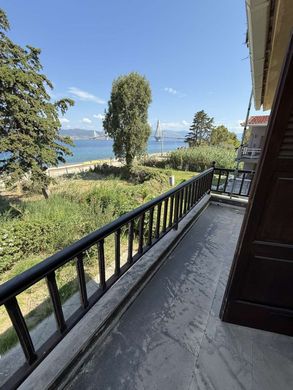 ‏בית חד-משפחתי ב  פטרס, Nomós Achaḯas