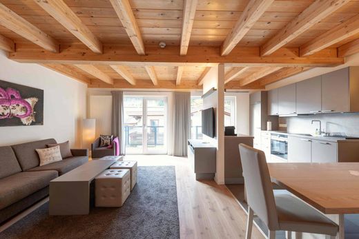 St Anton am Arlberg, Politischer Bezirk Landeckのアパートメント