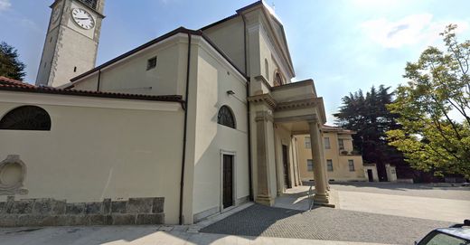 Palazzo a Erba, Como