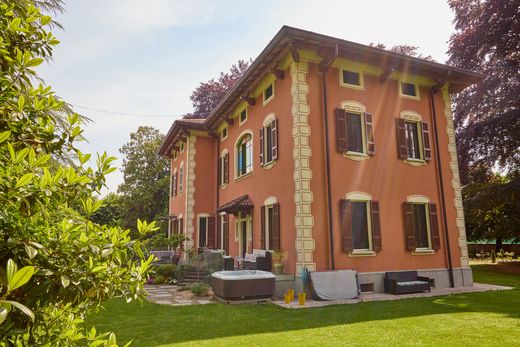 Вилла, Cassina Rizzardi, Provincia di Como