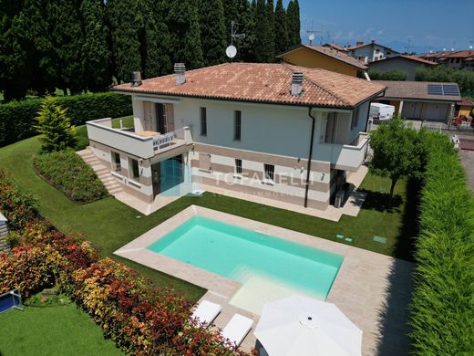 Villa à Desenzano del Garda, Provincia di Brescia