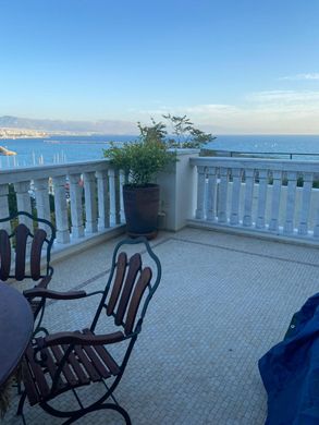 Casa en Atenas, Nomarchía Athínas