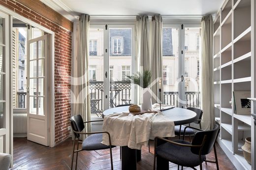 Apartment / Etagenwohnung in Paris, Île-de-France