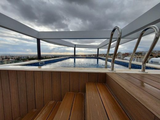 Apartment / Etagenwohnung in Limassol, Limassol District