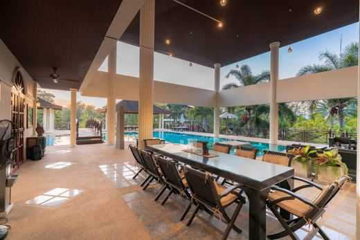 Villa in Hua Hin, Changwat Prachuap Khiri Khan