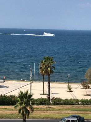 Appartamento a Atene, Nomarchía Athínas