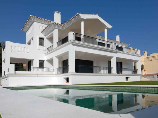 Πολυτελή κατοικία σε Μαρμπέγια, Provincia de Málaga