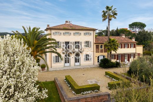 Villa in Lucca, Provincia di Lucca