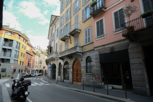 ミラノ, Città metropolitana di Milanoのアパートメント