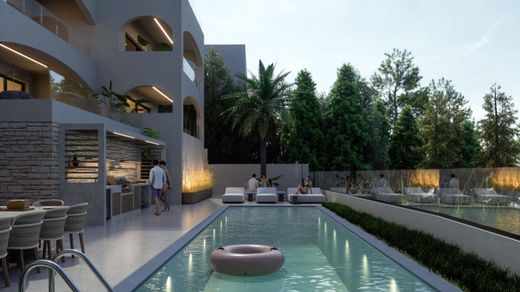 Duplex in Saronída, Nomarchía Anatolikís Attikís