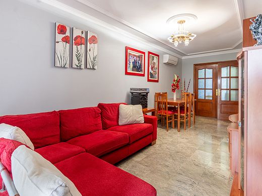 Apartment / Etagenwohnung in Roses, Provinz Girona