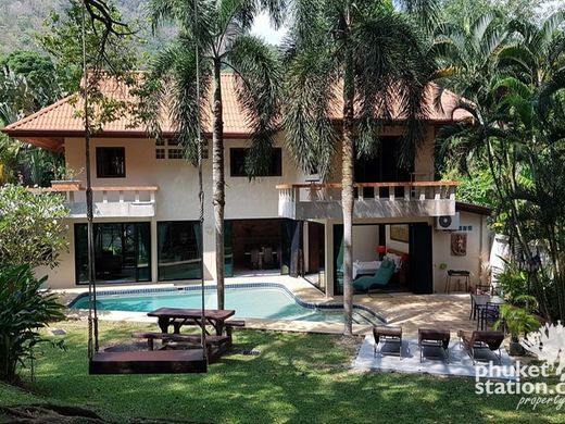 Villa in Nai Harn, Phuket Province