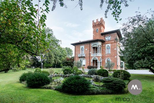 Villa Zoppola, Pordenone ilçesinde