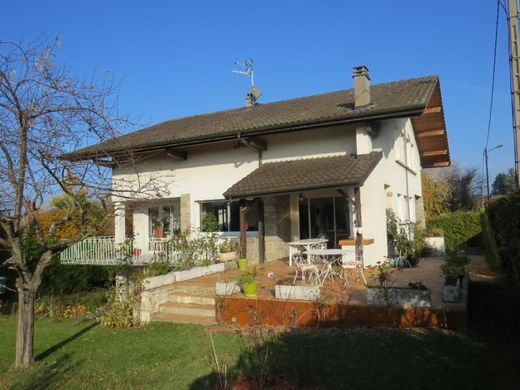 Villa in Thonon-les-Bains, Haute-Savoie