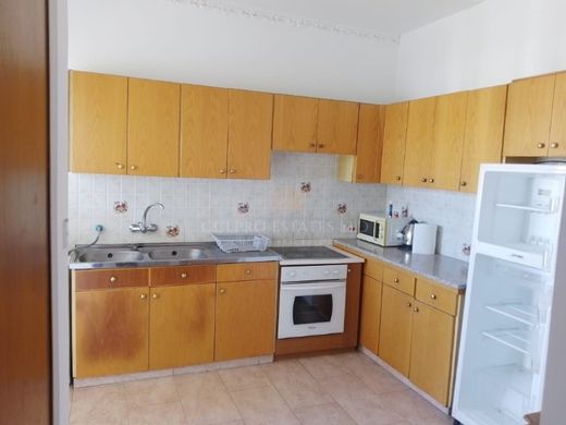 Apartment / Etagenwohnung in Germasógeia, Limassol District