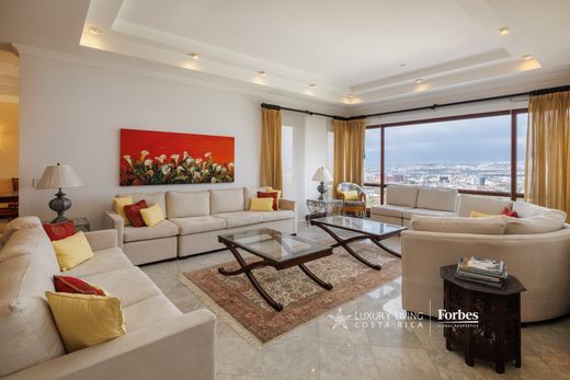 Apartment in San Rafael, Carrillo