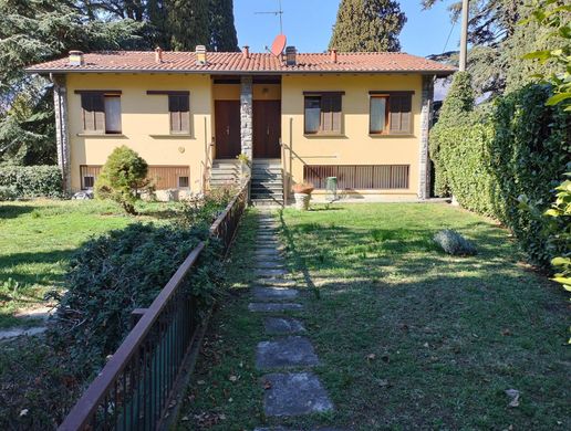 Apartment in Varenna, Provincia di Lecco