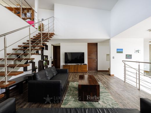 Luksusowy dom w Granadilla, Curridabat