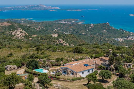 Villa Arzachena, Sassari ilçesinde