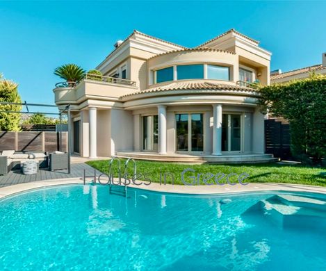 アテネ, Nomarchía Athínasのヴィラ