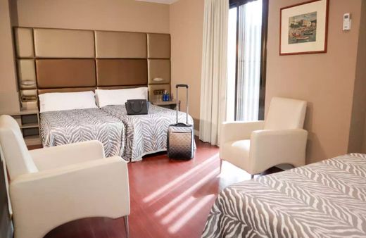 Гостиница, Валенсия, Província de València