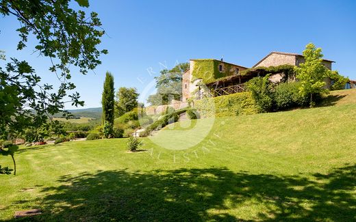 منزل ريفي ﻓﻲ Chiusdino, Provincia di Siena