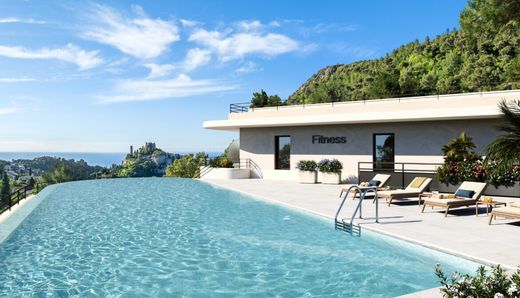 Apartment / Etagenwohnung in Èze, Alpes-Maritimes