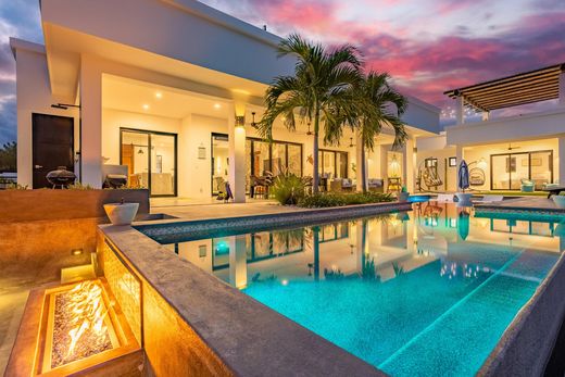 Luxury home in Los Barriles, La Paz