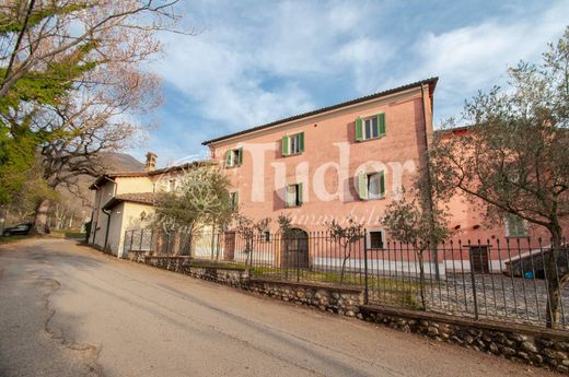 Country House in Poggio Bustone, Provincia di Rieti