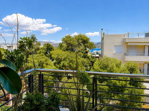 Piso / Apartamento en Várkiza, Nomarchía Anatolikís Attikís