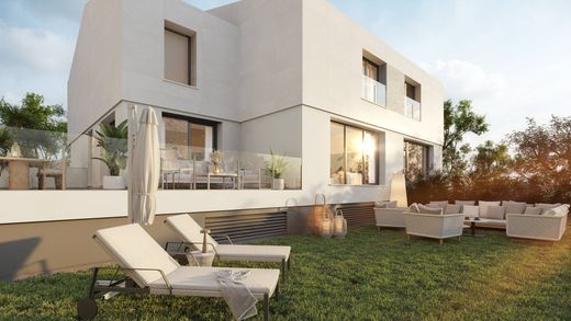 Twee-onder-een-kapwoning in Boadilla del Monte, Provincia de Madrid