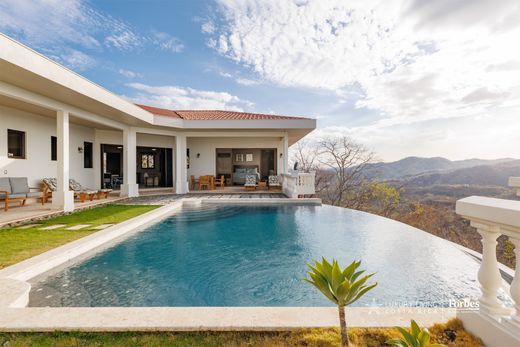 Detached House in Carrillo, Pococí