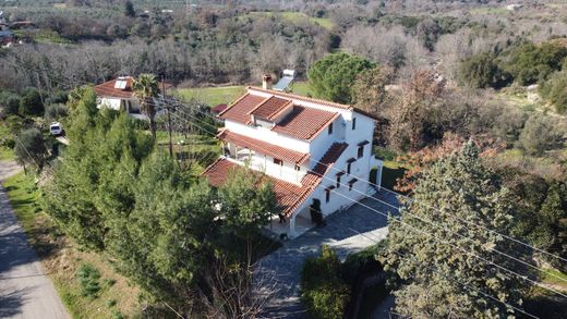 Amfilochía, Nomós Aitolías kai Akarnaníasのテラスハウス