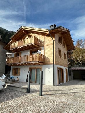 Penthouse Spiazzo, Trento ilçesinde