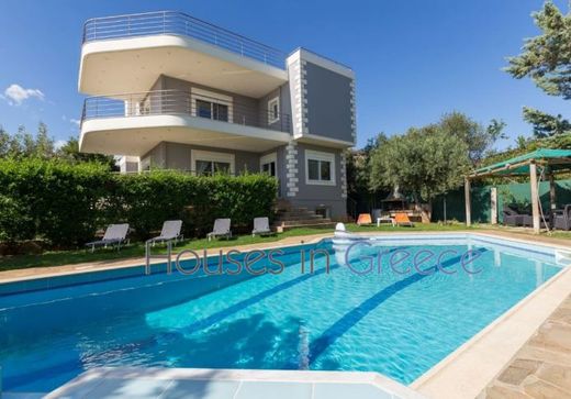 アテネ, Nomarchía Athínasのヴィラ