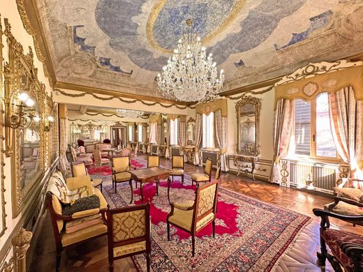 Palace in Monte Porzio, Pesaro and Urbino